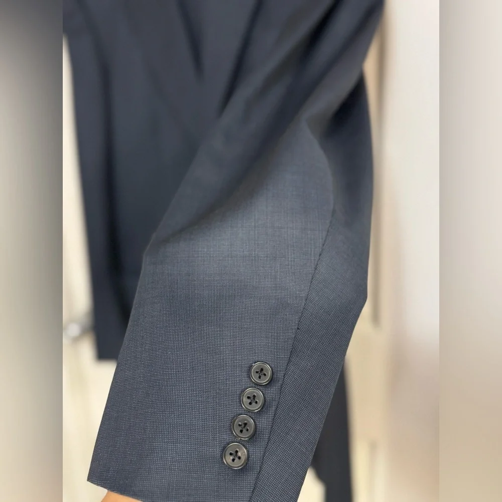 Bruno Magli Roma Blazer | Made in Italy | 100% Wool Super 100’s | Navy Size 44 L